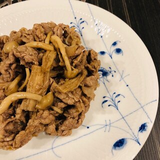 きのこと牛肉のバルサミコ酢炒め